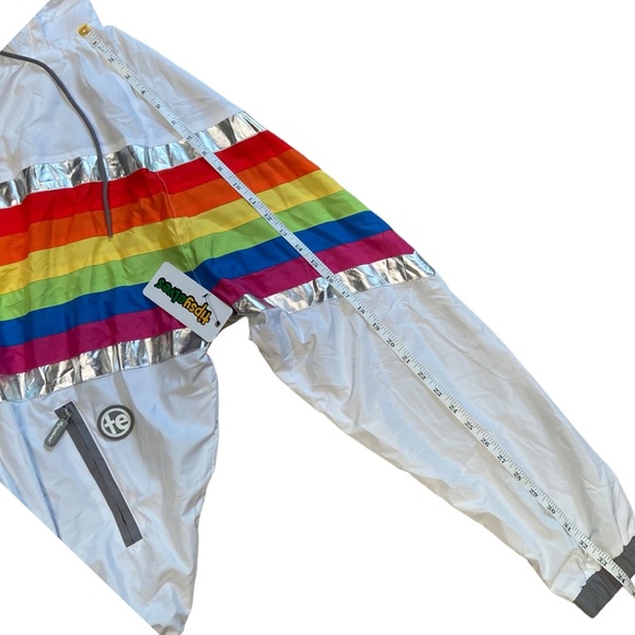 Unisex Tipsy Elves Pro Windbreaker Jacket L NWT - Picture 13 of 16